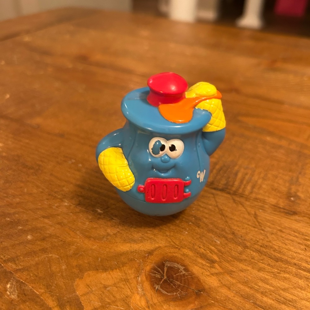 2004 Hasbro Playskool Pot Belly Stove Weeble Wobbles Figure Blue Vintage as is